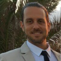 Amir Zur